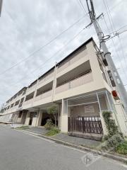 近鉄難波・奈良線瓢箪山駅まで徒歩19分