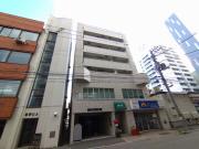 地下鉄東西線西１８丁目駅まで徒歩2分