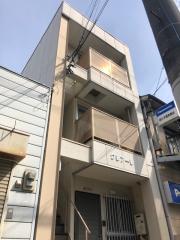 クレアーレ