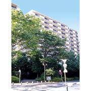 みなとみらい線元町・中華街駅までバス約18分 徒歩3分