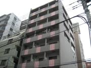 CORE HOUSE T′S
