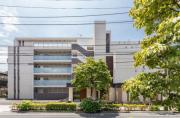 イーストポート