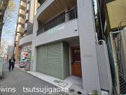 アゼリアガーデン
