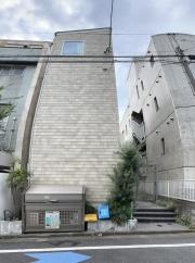ＪＲ中央線西荻窪駅まで徒歩4分
