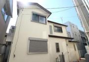 京王井の頭線駒場東大前駅まで徒歩4分