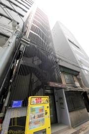 地下鉄四つ橋線肥後橋駅まで徒歩5分