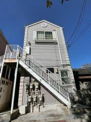 ＪＲ京浜東北・根岸線山手駅まで徒歩11分