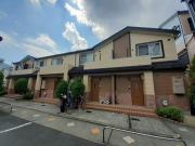 近鉄けいはんな線新石切駅までバス約9分 徒歩3分
