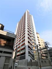 地下鉄七隈線渡辺通駅まで徒歩3分