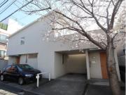 東京メトロ日比谷線広尾駅まで徒歩8分