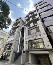 アダチイエムビル