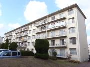 清和台住宅団地11号棟