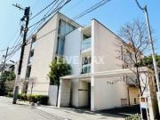 東京メトロ日比谷線広尾駅まで徒歩10分
