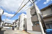 広島電鉄宮島線草津駅まで徒歩6分