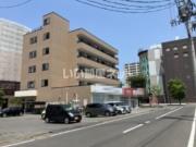 ＪＲ奥羽本線弘前駅までバス約5分 徒歩5分