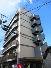 ブルーライン蒔田駅まで徒歩1分