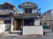 京阪本線枚方市駅までバス約10分 徒歩3分