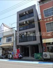ＪＲ山陽本線岡山駅まで徒歩8分