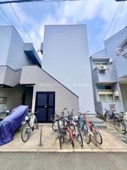 ＪＲ鹿児島本線吉塚駅まで徒歩14分