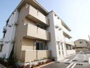 ＪＲおおさか東線ＪＲ長瀬駅まで徒歩8分