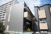 地下鉄箱崎線貝塚駅まで徒歩14分
