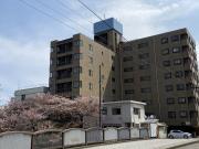 富山地鉄富山市内線地鉄ビル前駅まで徒歩5分