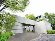 近鉄けいはんな線学研奈良登美ヶ丘駅まで徒歩20分