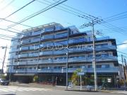 多摩都市モノレール泉体育館駅まで徒歩18分