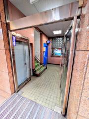 鹿児島市電唐湊線中洲通駅まで徒歩2分