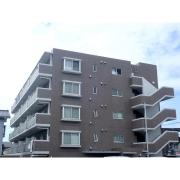 小田急小田原線伊勢原駅まで徒歩4分