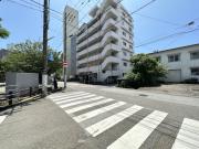とさでん交通桟橋線高知橋駅まで徒歩6分