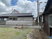 ＪＲ鹿児島本線遠賀川駅まで徒歩52分