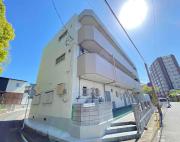 ＪＲ鹿児島本線九州工大前駅まで徒歩33分
