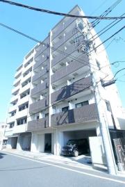 西武新宿線武蔵関駅まで徒歩9分