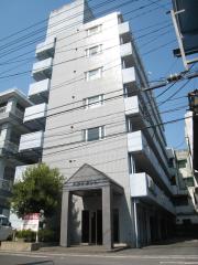 トライネット