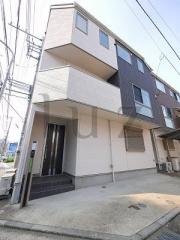 湘南新宿ライン(宇都宮/横須賀)東戸塚駅までバス約9分 徒歩1分