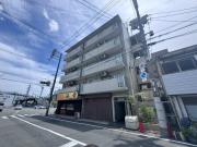 平岡マンション