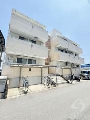 阪急宝塚線石橋阪大前駅まで徒歩15分