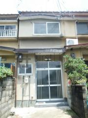 小山南溝町貸家