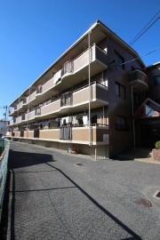 吉岡マンション