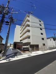 近鉄橿原線新ノ口駅まで徒歩10分