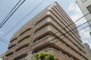 地下鉄御堂筋線心斎橋駅まで徒歩7分