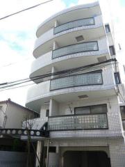 西武池袋・豊島線椎名町駅まで徒歩7分