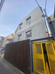 セレニティ学芸大学