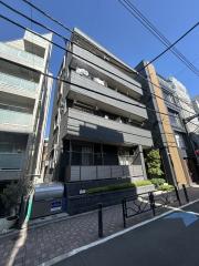 都営大江戸線本郷三丁目駅まで徒歩3分