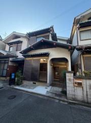 近鉄南大阪線高鷲駅まで徒歩14分