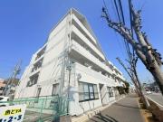 地下鉄西神・山手線伊川谷駅までバス約10分 徒歩2分