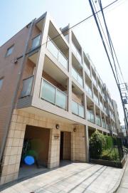 ＪＲ山手線巣鴨駅まで徒歩6分