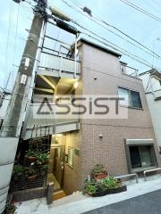 都営大江戸線中野坂上駅まで徒歩3分