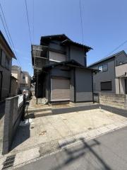 新村邸